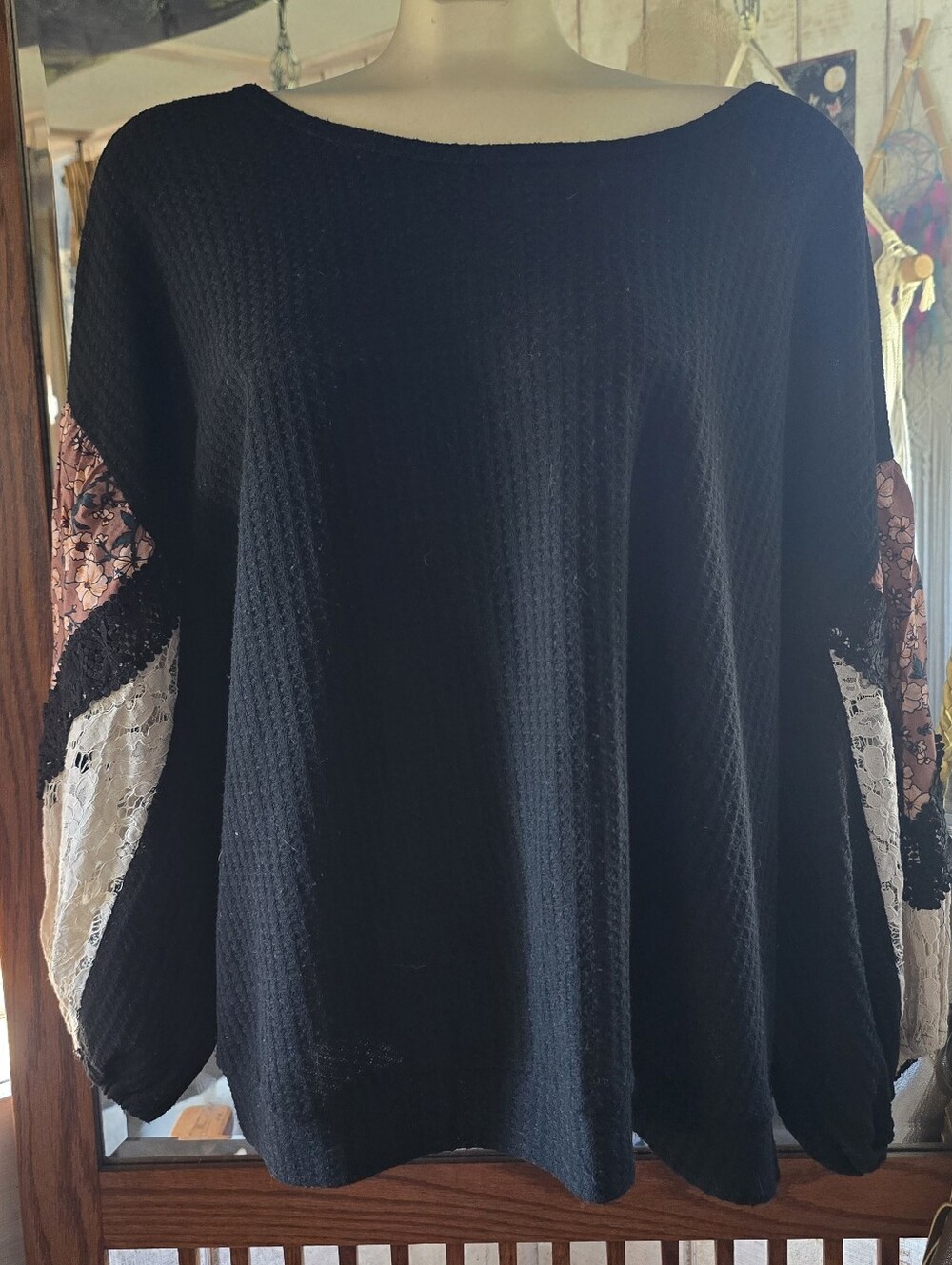 UMGEE Waffle Knit Mixed-Media Balloon Sleeve Top